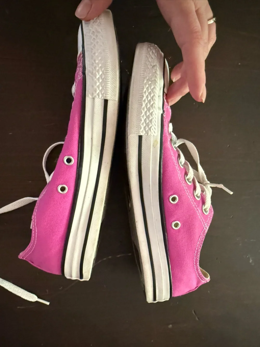 Hot pink converse 7.5 women’s - Picture 7 of 8